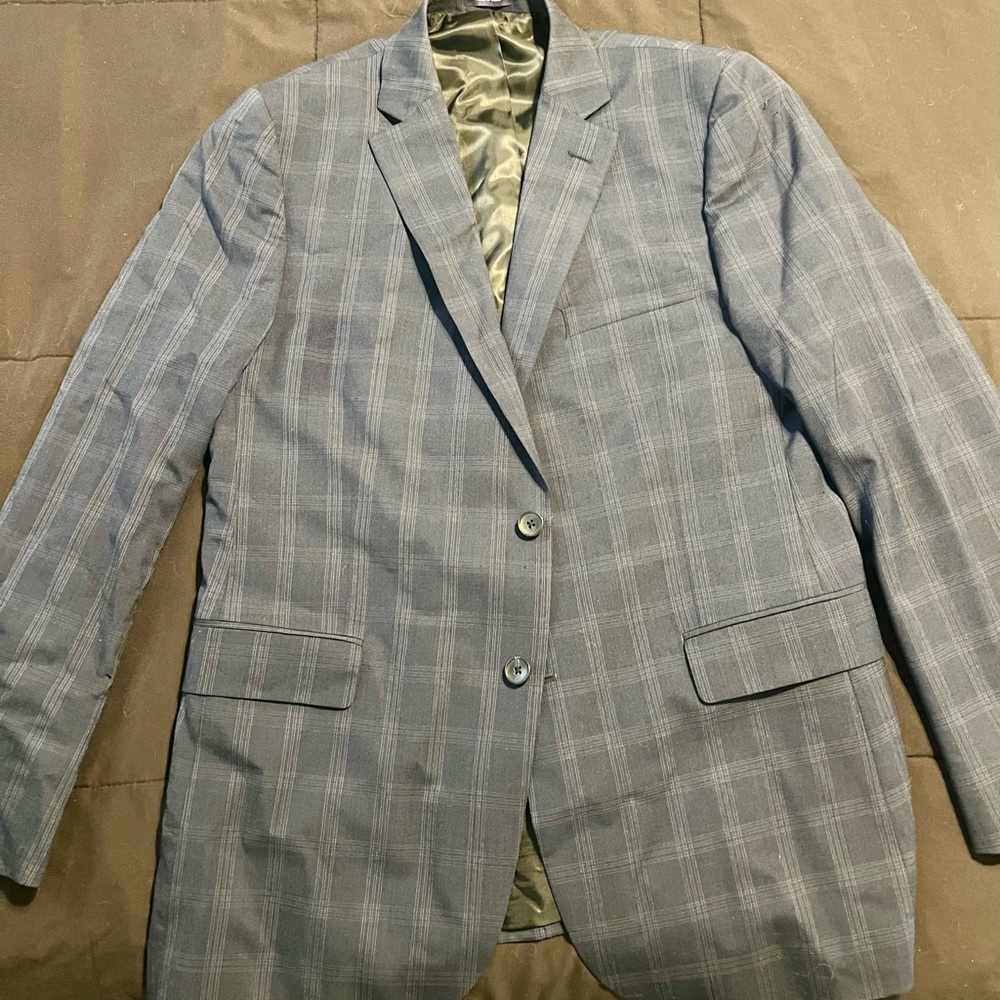 Stafford Blue Sport Coat with Classic Plaid Pattern 42R